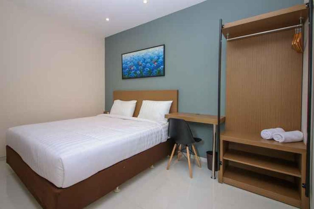 Kencana Residence Surabaya Bagian luar foto