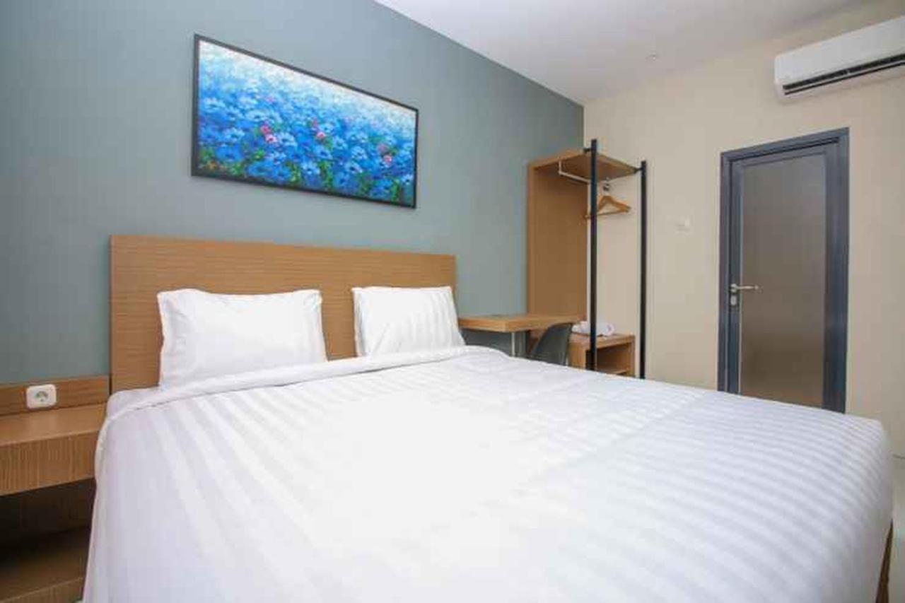 Kencana Residence Surabaya Bagian luar foto