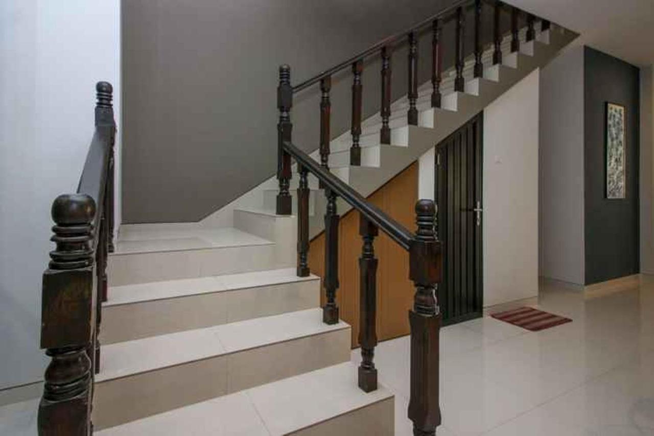 Kencana Residence Surabaya Bagian luar foto