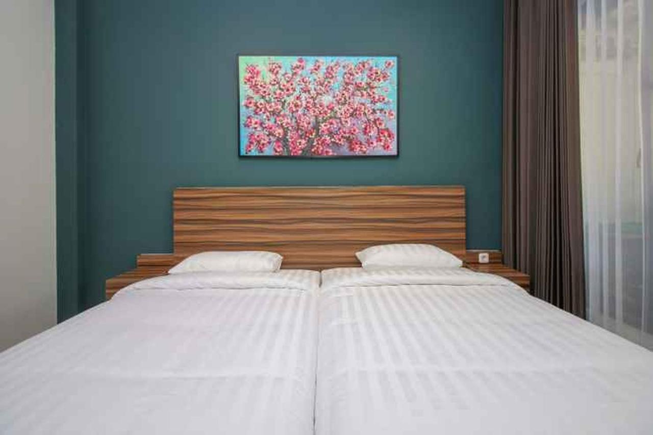 Kencana Residence Surabaya Bagian luar foto