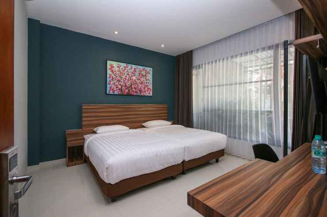 Kencana Residence Surabaya Bagian luar foto